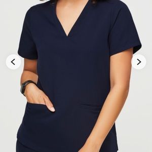 Figs Casma Three pocket Scrub Top (Navy)